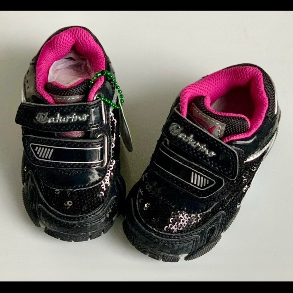 Naturino Kids Sport Sneaker Size 19M EU/4M Toddler